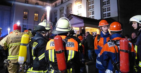 Feuerwehr am Theater (Foto: Stadt Nordhausen) Feuerwehr am Theater (Foto: Stadt Nordhausen)