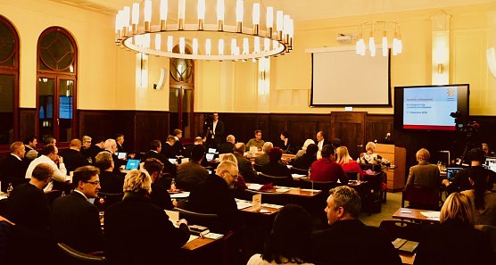 Live-Ticker aus dem Kreistag (Foto: Angelo Glashagel) Live-Ticker aus dem Kreistag (Foto: Angelo Glashagel)