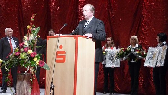 Verabschiedet (Foto: nnz)