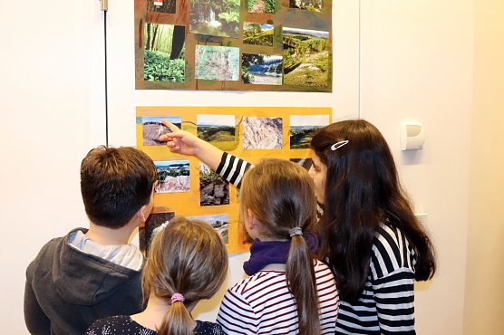 Ausstellung eröffnet (Foto: Landschaftspflegeverband Südharz/Kyffhäuser) Ausstellung eröffnet (Foto: Landschaftspflegeverband Südharz/Kyffhäuser)