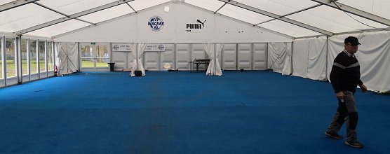 Das einstige VIP-Zelt soll wieder aufgebaut werden (Foto: nnz)