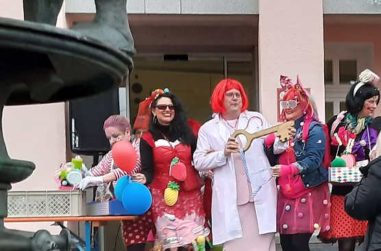 "Andere L&auml;nder - andere Sitten" (Foto: Karl-Heinz Herrmann)
