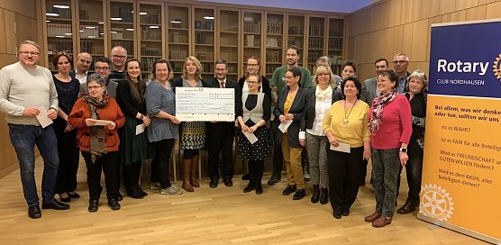 Preisverleihung Rotarier (Foto: oas)