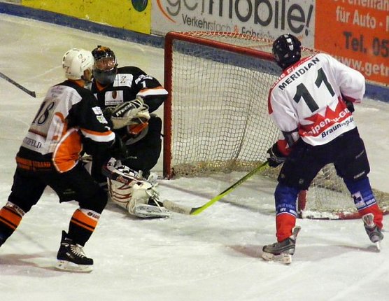 Zähne ausgebissen (Foto: R. Koch) Zähne ausgebissen (Foto: R. Koch)