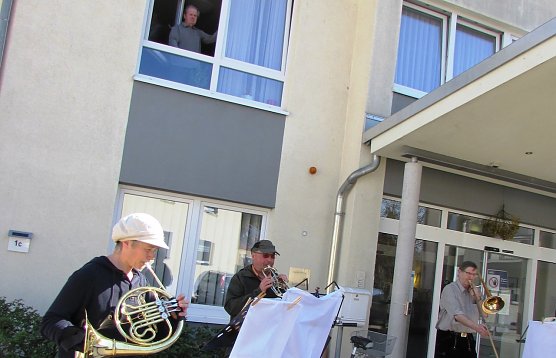 Osterst&auml;ndchen (Foto: L.Schubert)