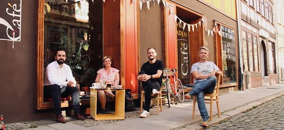 Wollen wieder mehr Abwechslung in das Nordh&auml;user Kulturleben bringen: die Mitglieder des Vereins "Kleine Freiheit". v.l.: Gregor Busch, Stephanie Tiepelmann Halm, Alexander Scharff und Nils Wei&szlig;enborn (Foto: agl)