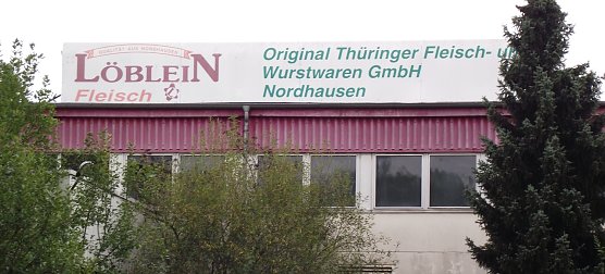 Traurige &Uuml;berreste eines einstigen Vorzeigebetriebes in der Rothenburgstra&szlig;e. (Foto: Kurt Frank)