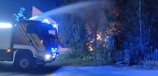 Großfeuer am Grimmel (Foto: privat) Großfeuer am Grimmel (Foto: privat)