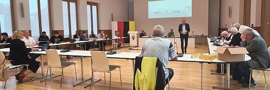 Blick in den Ratssaal (Foto: nnz)