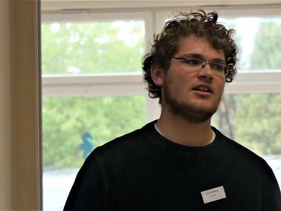 Theologiestudent Arvid B&uuml;ntzel verst&auml;rkt das Kirchenparlament im S&uuml;dharz (Foto: Evangelischer Kirchenkreis S&uuml;dharz)