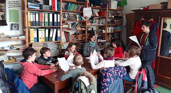 Basteln im Kinderkirchenladen (Foto: F.Tuschy)
