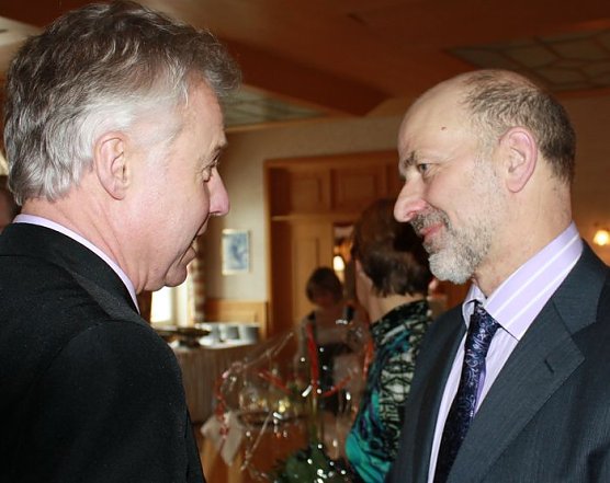 Gratuliert (Foto: NUV)