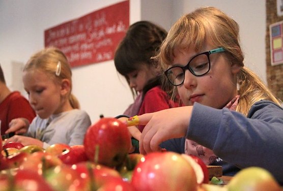 Spiel und Spa&szlig; im Kinderkirchenladen (Foto: F.Tuschy)