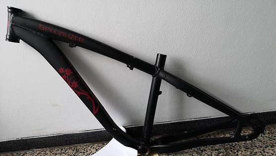 Gefundener Fahrradrahmen (Foto: PI NDH)