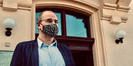 Landrat Matthias Jendricke mit Mund-Nasen-Schutz (Foto: nnz-Archiv)