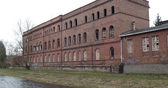 Liegt weiter im Dornr&ouml;schenschlaf - das alte Gaswerk (Foto: Archiv Kurt Frank)