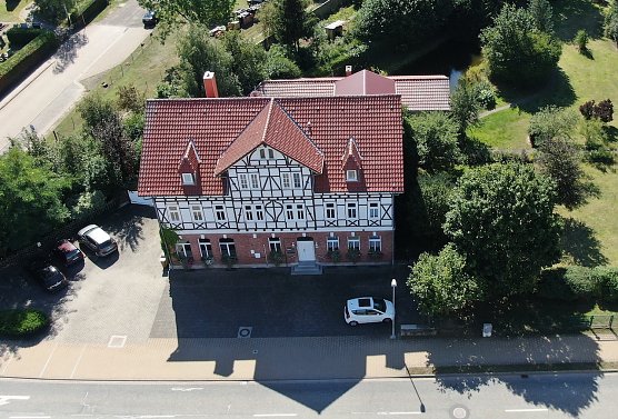 Das Haus der Familie Juch aus der Vogelperspektive (Foto: H.Rein) Das Haus der Familie Juch aus der Vogelperspektive (Foto: H.Rein)