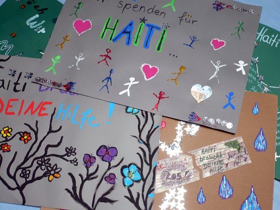 Plakate gemalt (Foto: privat) Plakate gemalt (Foto: privat)