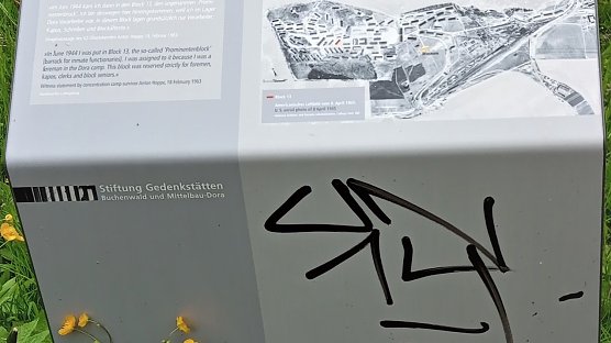 Schmierereien in der KZ-Gedenkst&auml;tte Mittelbau Dora (Foto: Polizei)