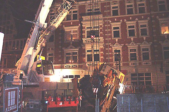 Bagger (Foto: --) Bagger (Foto: --)