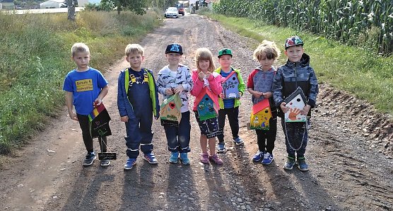 Kinder aus dem Urbacher Kindergarten "Spatzenhäuschen" (Foto: K.Seifert) Kinder aus dem Urbacher Kindergarten "Spatzenhäuschen" (Foto: K.Seifert)