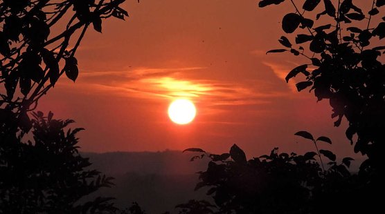 Sonnenuntergang bei Neustadt (Foto: P.Blei)
