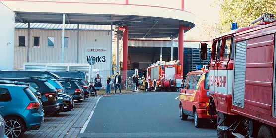 Die Nordh&auml;user Wehren wurden heute Vormittag zum Firmengel&auml;nde der Feuer powertrain gerufen (Foto: agl)