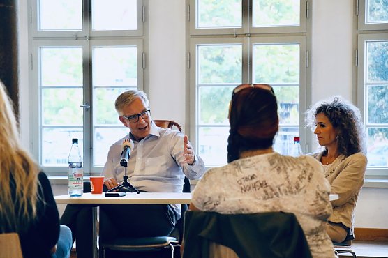 Dietmar Bartsch zog am Dienstag f&uuml;r die Linke in Heringen in den Wahlkampf (Foto: agl)