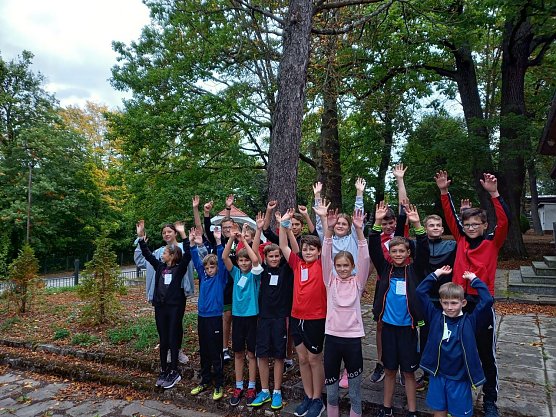 16 Starterinnen und Starter schickte das Schillergymnasium zum Herbstcrosslauf (Foto: Hans-Philipp Nebelung)
