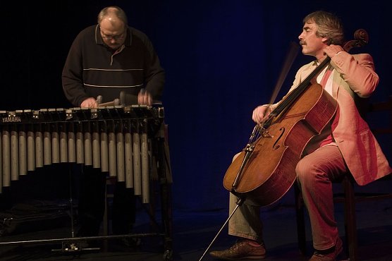 Zwischen Bach und Jazz - am Sonntag in der Basilika M&uuml;nchenlohra (Foto: BACH & BLUES DRESDEN)