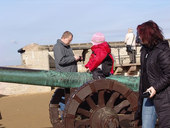 Wie hier bei der "sch&ouml;nen Treiberin" auf Schloss Wernigerode stellt sich Garke auch die "Nutzung" des Nordh&auml;user Lindwurms als Hingucker und Wahrzeichen vor (Foto: M. Garke)