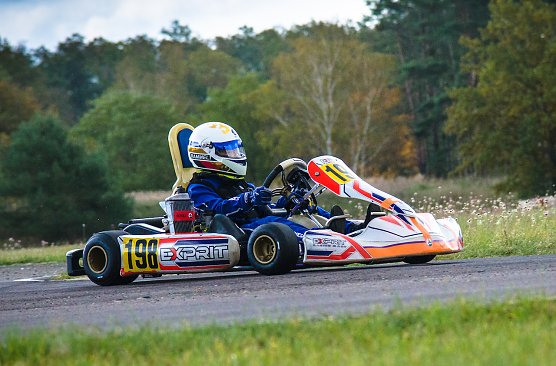 Vizemeister Julius rammelt in seinem "hei&szlig;en" Wagen (Foto: K.Rammelt)