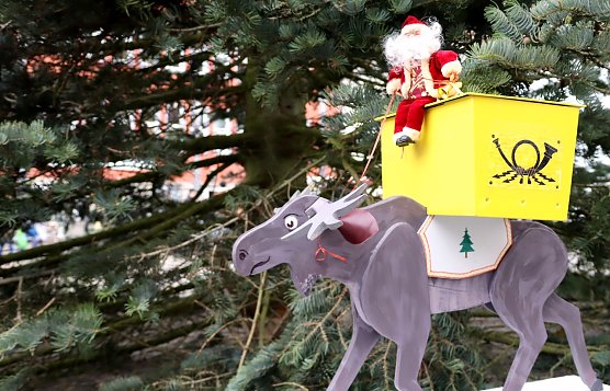 Wusnchbriefkasten zu Weihnachten (Foto: Stadtverwaltung NDH) Wusnchbriefkasten zu Weihnachten (Foto: Stadtverwaltung NDH)