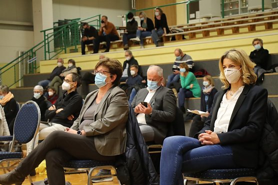 Die beiden Herausforderinnen: Annette Merz (links) und Alexandra Rieger (Foto: agl)