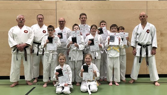 Gelungener Jahresabschluss für Nordhäuser Karateka (Foto: S.Schröter) Gelungener Jahresabschluss für Nordhäuser Karateka (Foto: S.Schröter)
