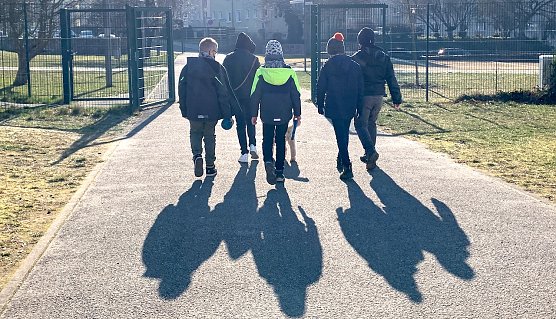 Sch&uuml;ler auf dem Petersberg (Foto: C.Schuster)