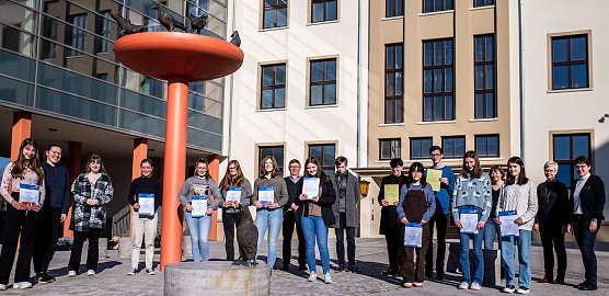 Teilnehmer der Chemieolympiade (Foto: C.Keil) Teilnehmer der Chemieolympiade (Foto: C.Keil)