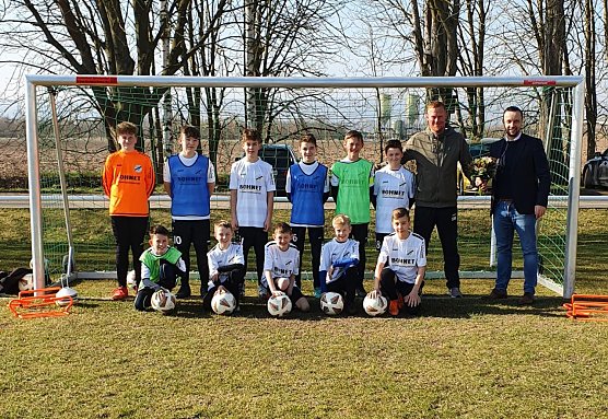 Unterstützung für Urbachs Fußballnachwuchs (Foto: TSV Urbach) Unterstützung für Urbachs Fußballnachwuchs (Foto: TSV Urbach)