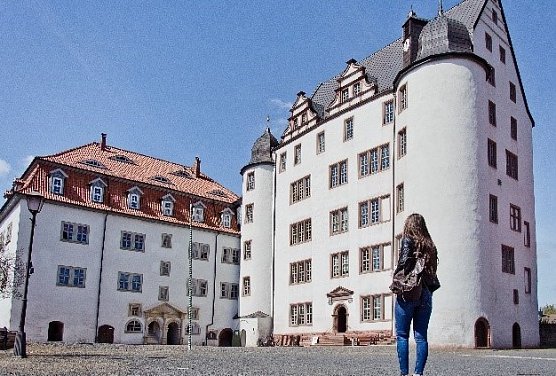 Veranstaltung &uuml;ber das Wirken von Emmy Hennings im Heringer Schloss (Foto: S.Kamprad)