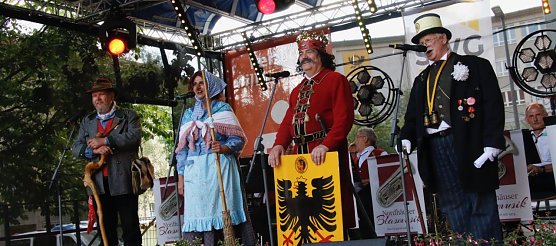 Das 52. Rolandsfest wurde nach zwei Jahren Pause heute auf dem Rathausplatz in Nordhausen er&ouml;ffnet (Foto: agl)