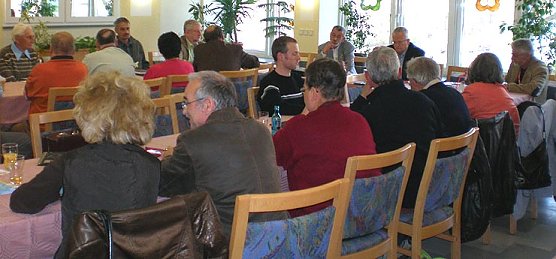 Debattiert (Foto: Buntfuss)