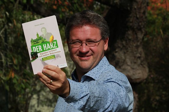 Thomas Müller räumt in seinem neuen Buch mit den Mythen des Harzes auf (Foto: C. Keil) Thomas Müller räumt in seinem neuen Buch mit den Mythen des Harzes auf (Foto: C. Keil)