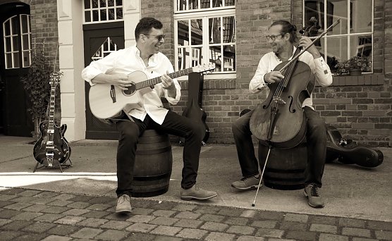 v.l. Thomas Kohl, Matthias Weicker als Duo noKlassik (Foto: noKlassik) v.l. Thomas Kohl, Matthias Weicker als Duo noKlassik (Foto: noKlassik)