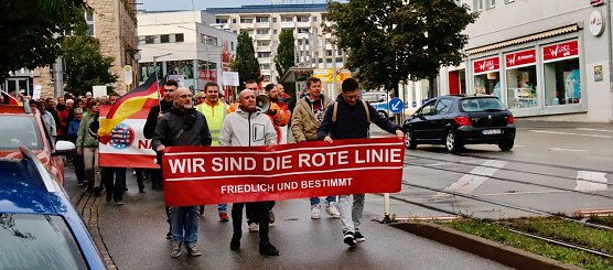 Demonstrationszug durch die Nordh&auml;user Innenstadt (Foto: agl)