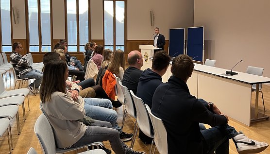 Oberbürgermeister Kai Buchmann beim Fortbildungslehrgang (Foto: Stadtverwaltung Nordhausen) Oberbürgermeister Kai Buchmann beim Fortbildungslehrgang (Foto: Stadtverwaltung Nordhausen)