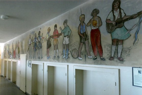 So sah die Wandmalerei Otto Kn&ouml;pfers anno 1999 aus (Foto: Heidelore Kneffel)