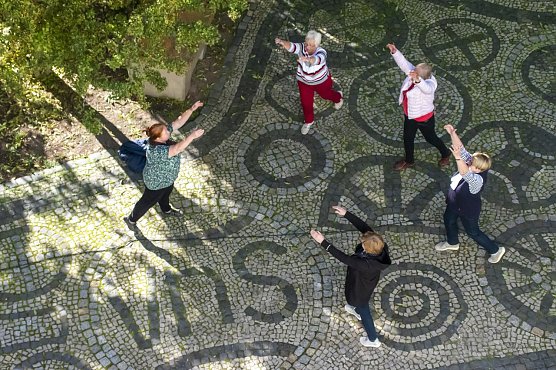 Tag der offenen Tür an der Kreisvolkshochschule (Foto: Pressestelle Landratsamt) Tag der offenen Tür an der Kreisvolkshochschule (Foto: Pressestelle Landratsamt)