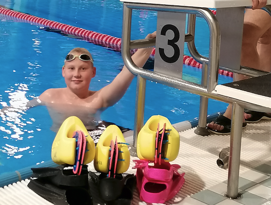 Noch trainiert Tom Falke im Nordh&auml;user Becken, am Samstag muss er in Karlsruhe auf die Bahn gehen (Foto: SVN '90)