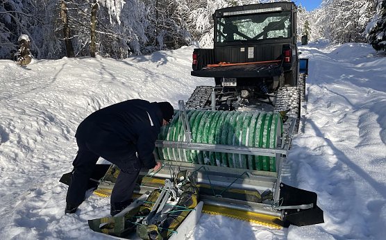 Das neue Loipenspurger&auml;t im Einsatz (Foto: Landratsamt)