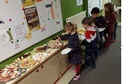 Neujahrsfr&uuml;hst&uuml;ck in der Kita "Kinderspielkiste" (Foto: Lisa Matzner)